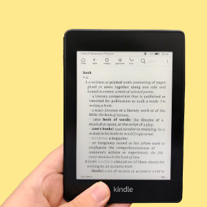 Kindle Outsourcing Success: Write Books Without Writing Once