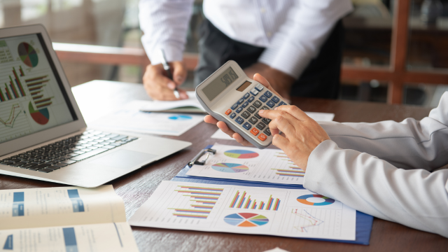 Finance Controller